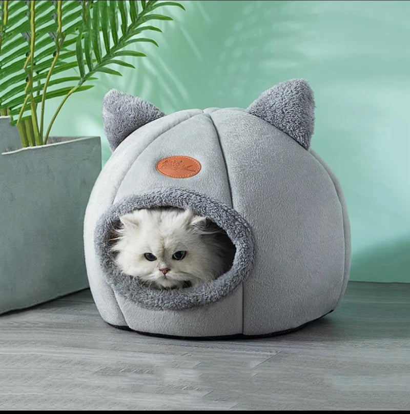 Cozy Cat Ear Plush Bed - Soft and Comfy Cat Cave for Your Feline Friend