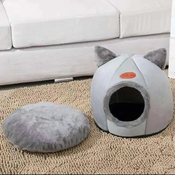 Cozy Cat Ear Plush Bed - Soft and Comfy Cat Cave for Your Feline Friend